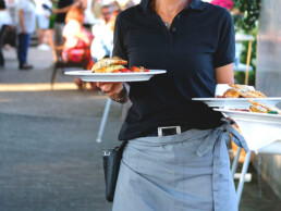 Branchen: Gastronomie und Hotels setzen auf ThorTel Contact